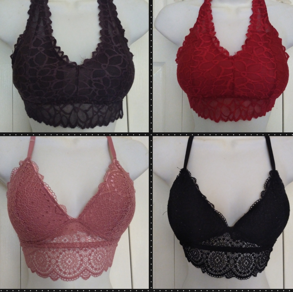 4 Designer Lacey Sports Bra for $15 never worn👙